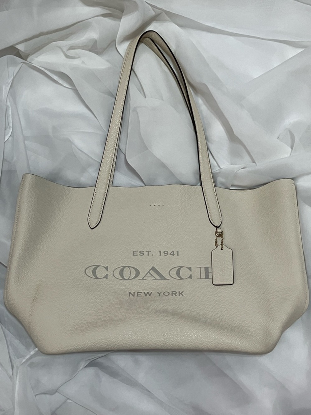 Cameron Tote - Picture 2 of 13